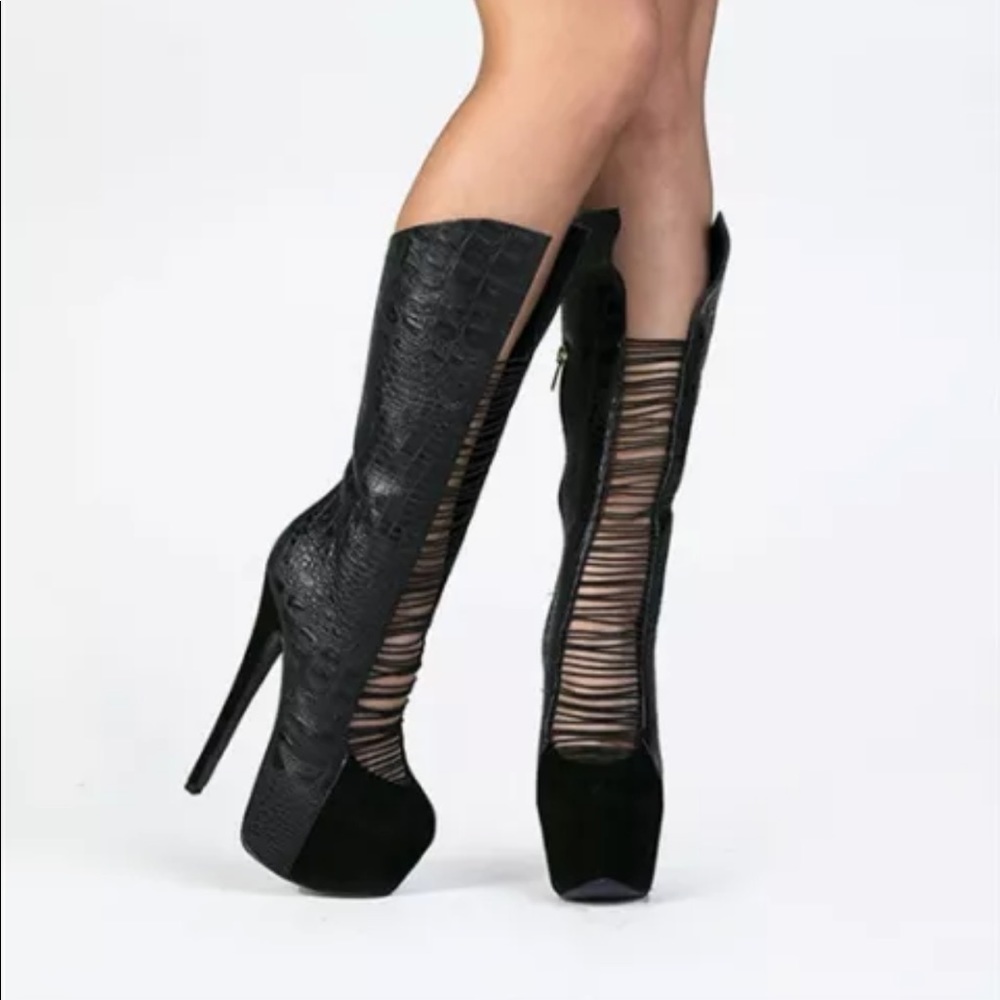 London Trash - Crucify Platform Boots